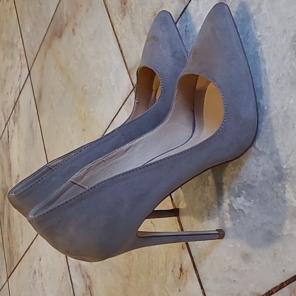 Suede Mauve Stilletos - Picture 4 of 6